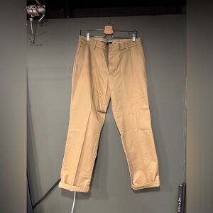 Dockers Men's Khaki Chinos